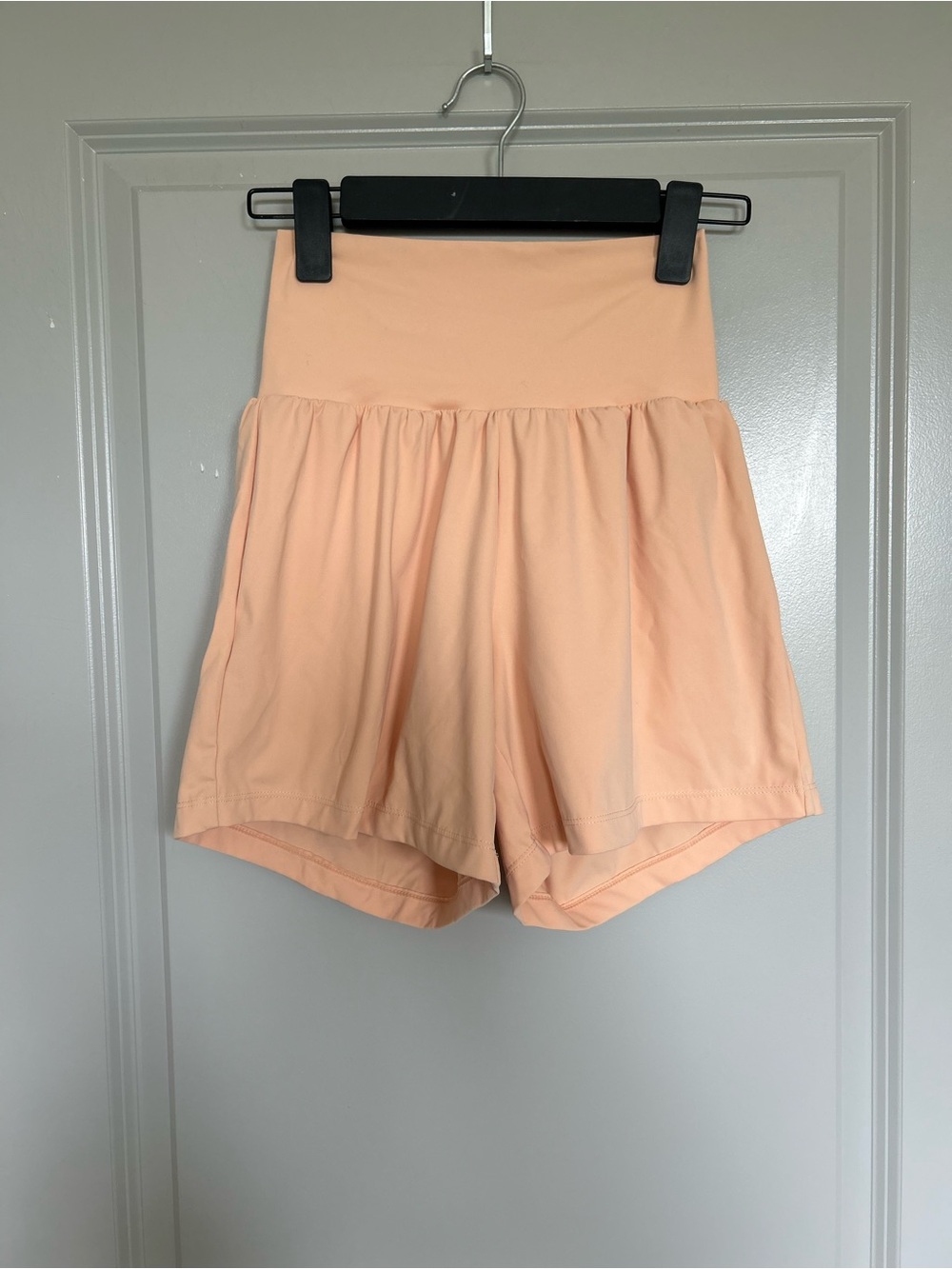 HALARA Peach High-Waist Athletic Shorts